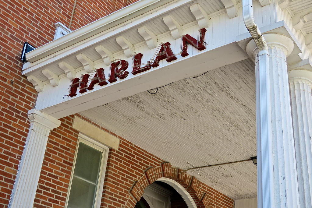 Harlan House, Mt. Pleasant, IA Harlan House Hotel, 122 Nor… Flickr