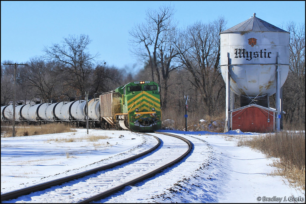 NS 1072 Mystic IA People often wonder why I enjoy runnin… Flickr