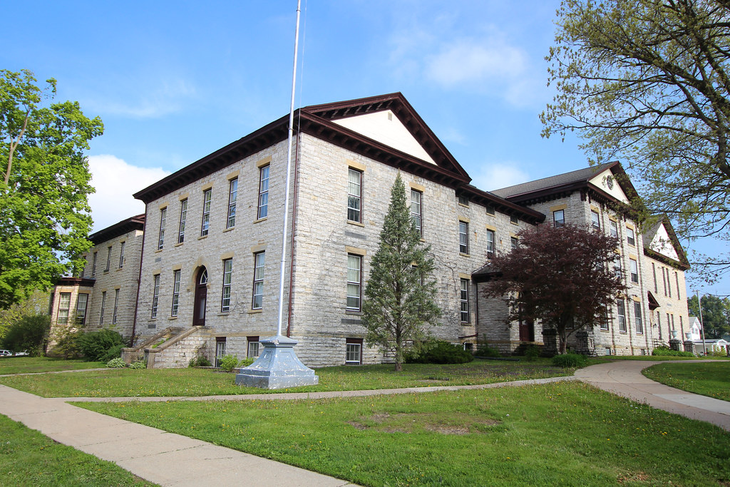 Rountree Hall, Platteville Academy Platteville, WI Flickr