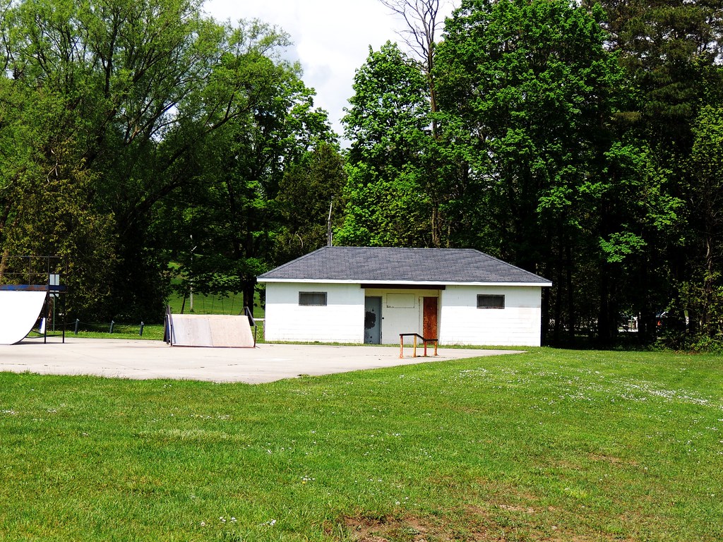 Chesley Community Park Formerly known as the Chesley Cente… Flickr