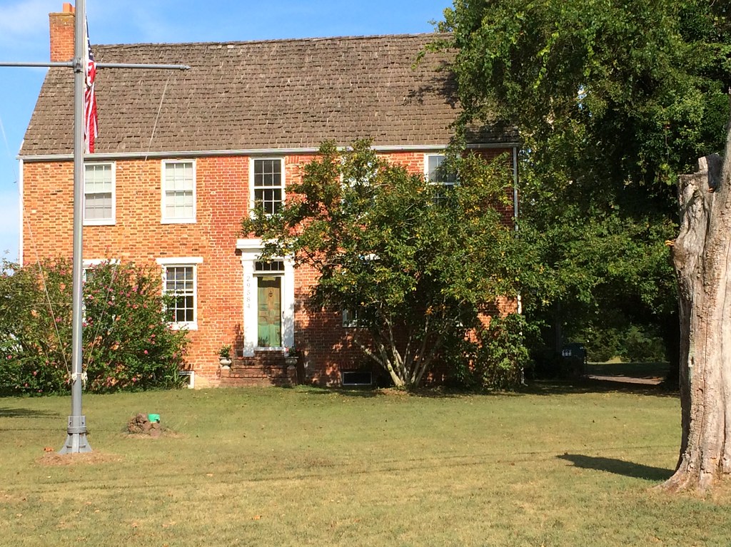 IMG_3134 William T. Briscoe House. The Old Inn or Old Bric… Flickr