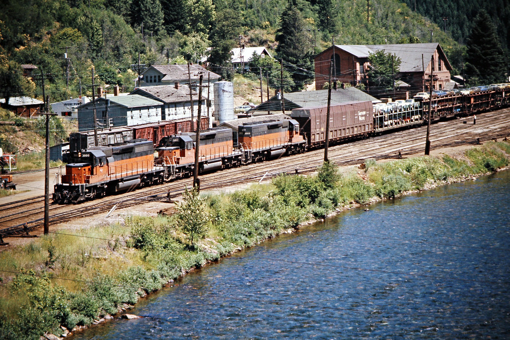 MILW, Avery, Idaho, 1973 Westbound Milwaukee Road freight … Flickr