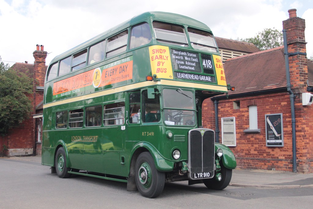 LYR910 London Transport RT3491 Bookham Leatherhead Running… Flickr