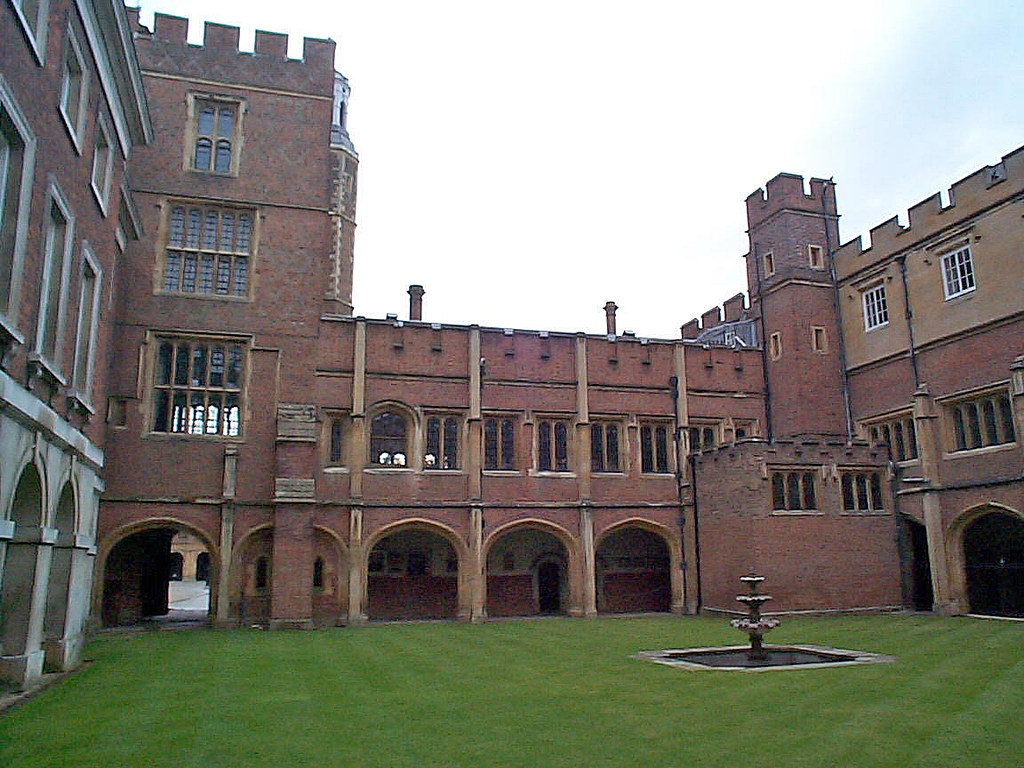 Eton College, The Cloisters The inner Cloister Court at Et… Flickr
