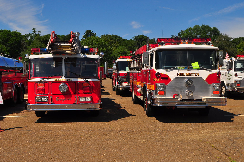 Allenhurst Fire Department Ladder 8190 · Helmetta Fire De… Flickr