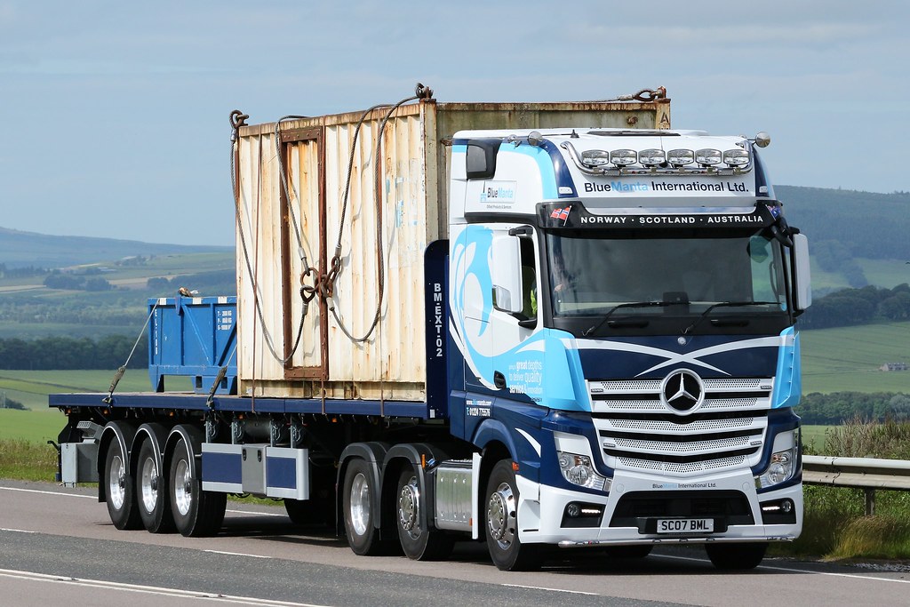 Blue Manta International Ltd Mercedes Benz Actros MP4 SC04… Flickr