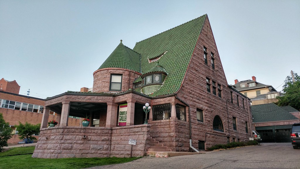 25 Groveland Terrace Minneapolis MN 20170606_052936_HDR01… Flickr