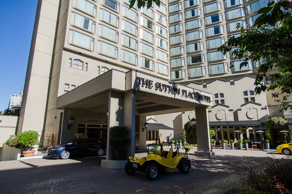 The Sutton Place Hotel Seen in The XFiles & Jennifer's Bo… Flickr