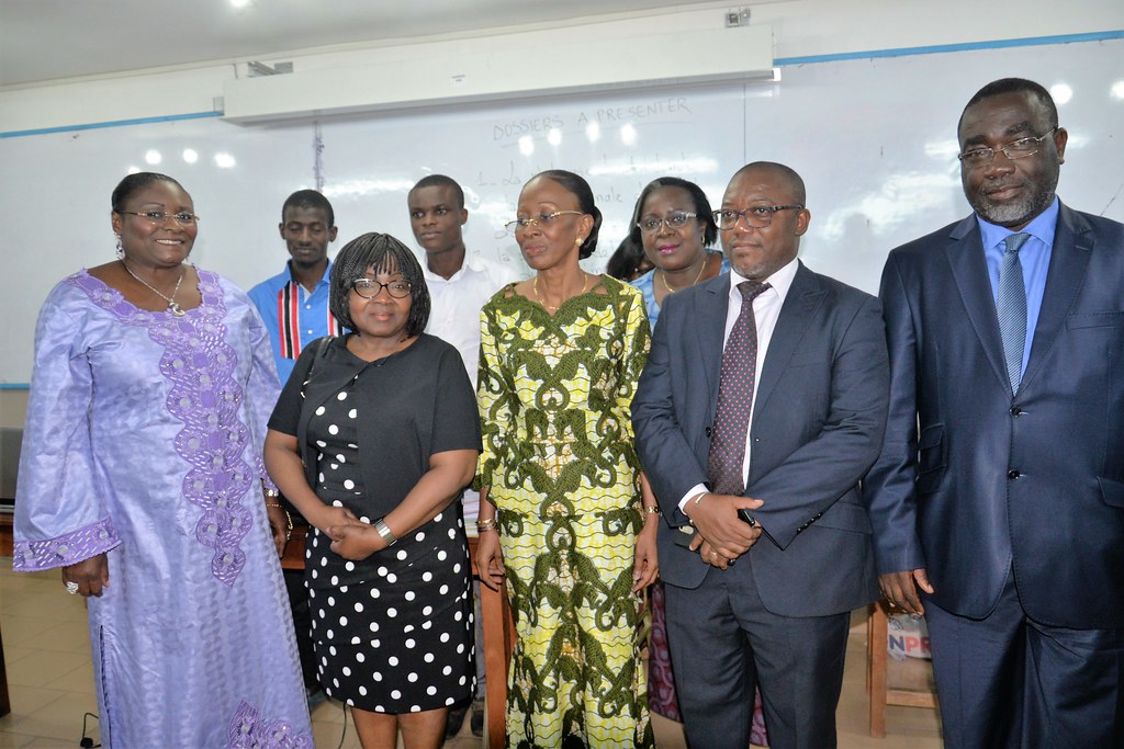 Madame le Ministre de l’Enseignement supérieur et de la