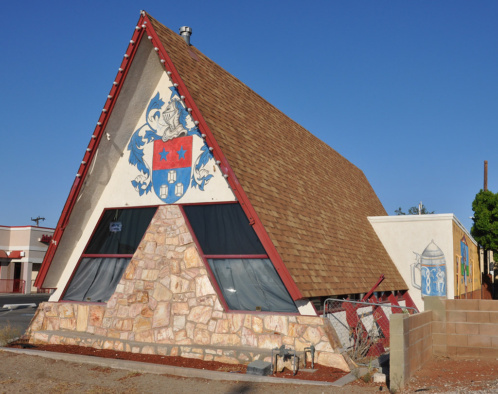 former Village Inn Pizza Parlor Yuma, AZ Debra Jane Seltzer Flickr