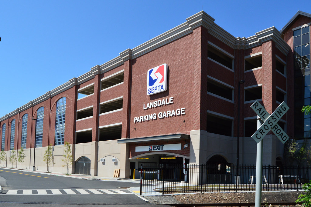 Lansdale_Station_Garage_crossing New SEPTA parking garage … Flickr