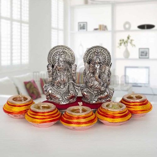 Get the Best Gifts for Diwali Online This year light up yo… Flickr