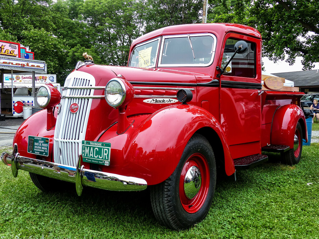1937 Mack Jr. Pickup Truck Taken at the ATCA (Antique Truc… Flickr