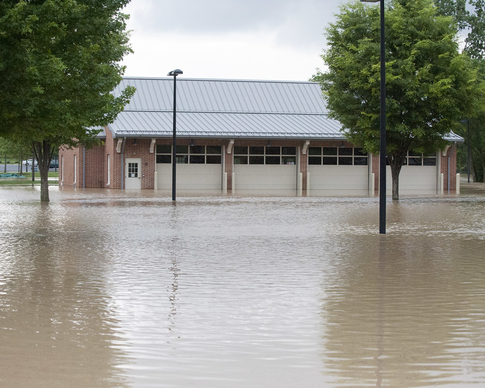 fcenmut_maint_garage Van Wert independent Flickr