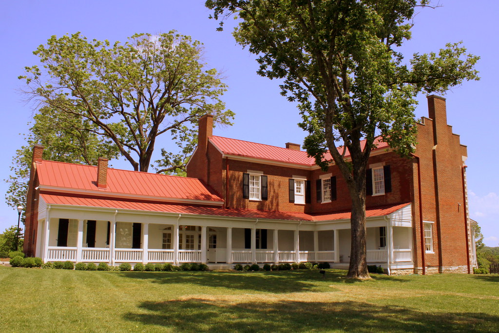 Ravenswood Mansion (Rear) Brentwood, TN Ravenswood is th… Flickr