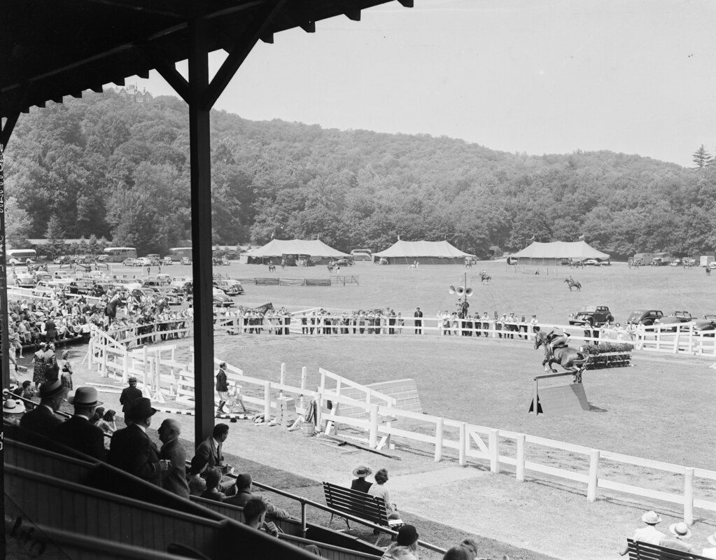 Tuxedo Park Horse Show, 1941 Tuxedo Park Horse Show, 1941 … Flickr