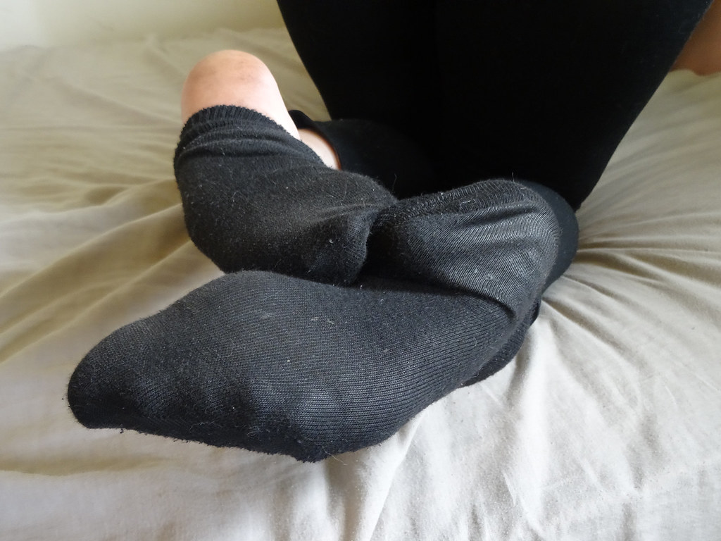 罹 Girls & Socks page 2