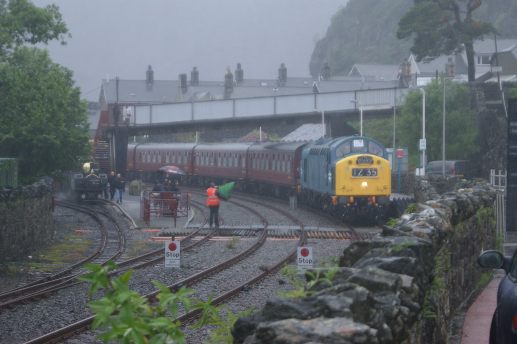 40145 Blaenau Ffestiniog 10th June 2017. 1Z35 0515 Bury B… Flickr