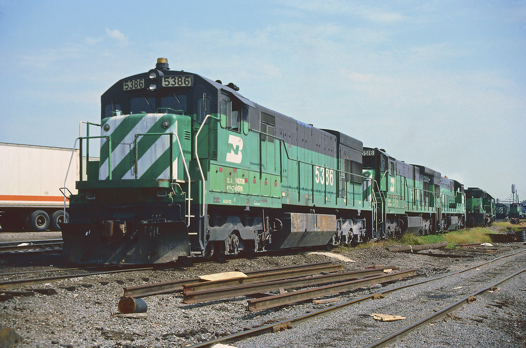 BN U30C 5386 Burlington Northern Railroad U30C 5386 at Cly… Flickr
