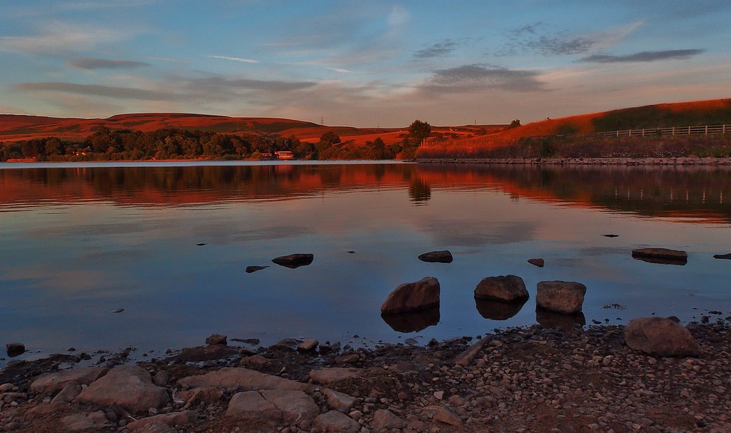 Nearing Sunset, Hollingworth Lake. Littleborough, Rochdale… Flickr