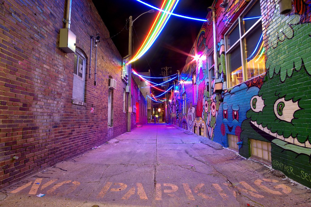 Haymarket, Lincoln NE A vibrant alley located near the sou… Flickr