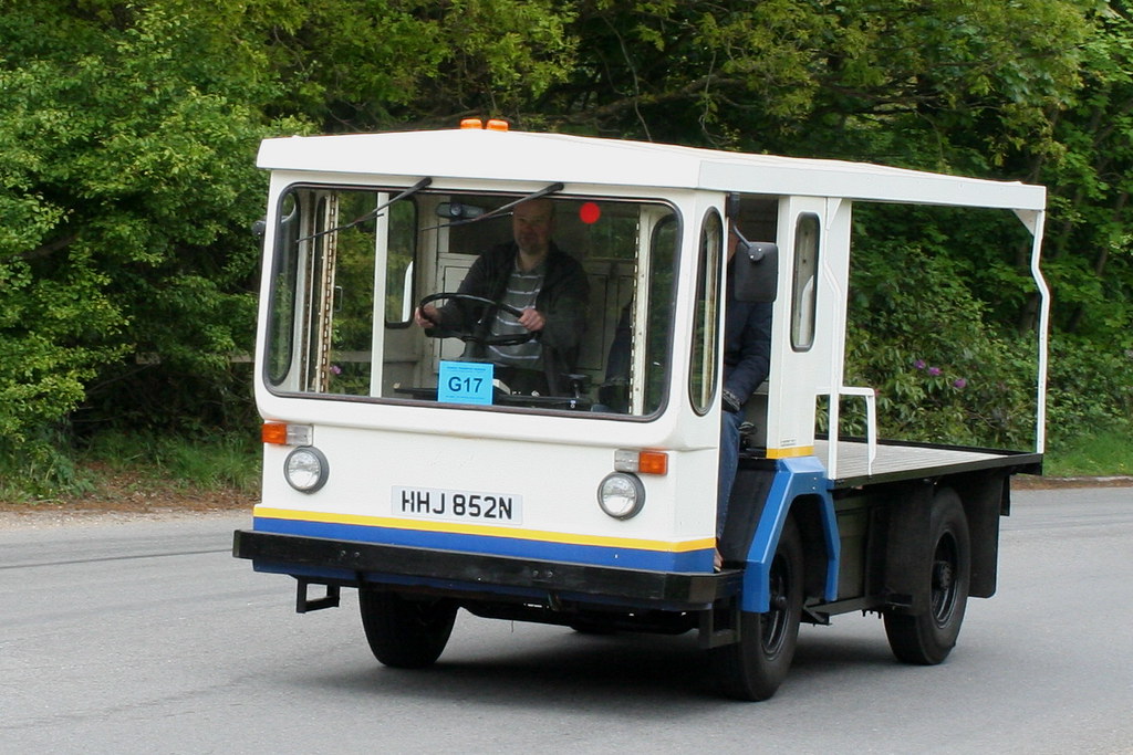 MORRISON ELECTRIC CAR F85/36 HHJ852N peter Halls Flickr