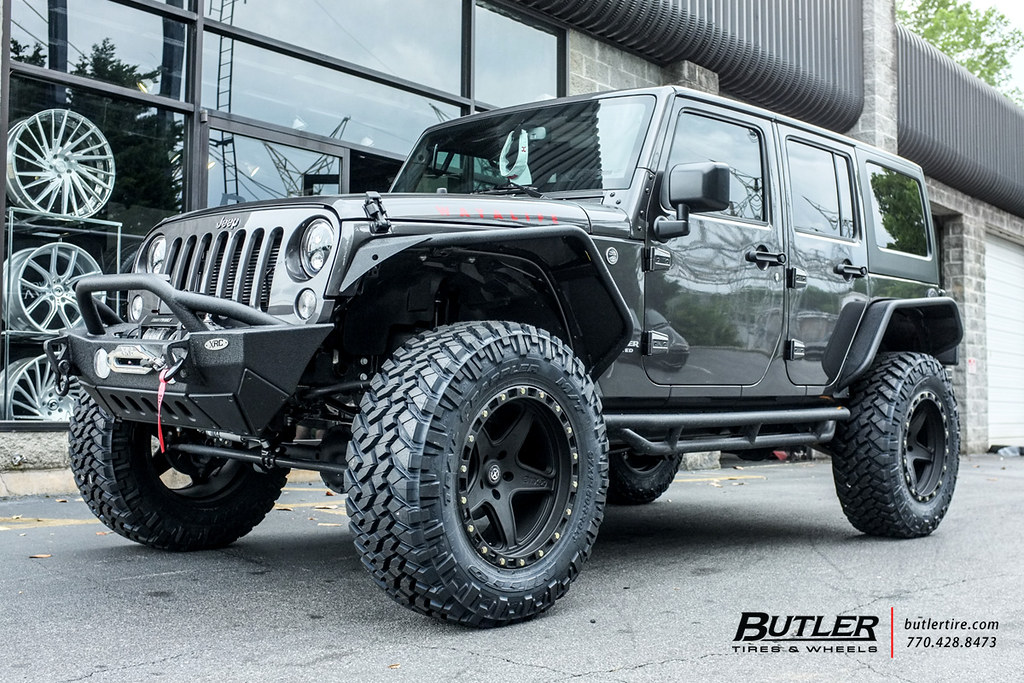 Jeep Wrangler with 20in ATX Ravine Wheels and 37in Nitto T… Flickr