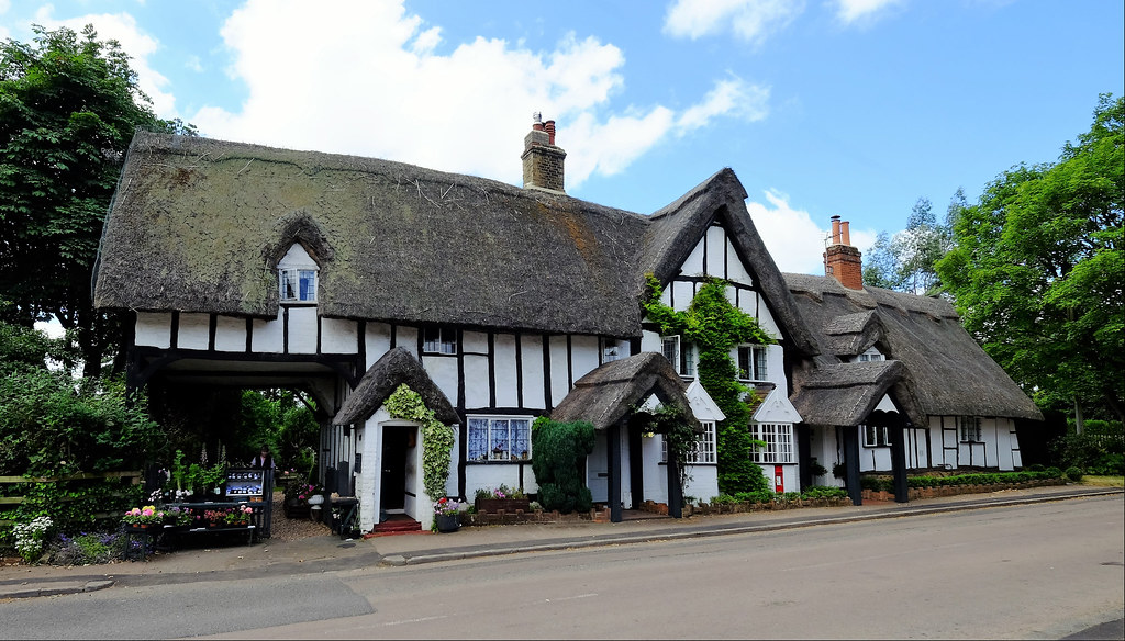 Cottage, South End, Milton Bryan This cottage dates from t… Flickr