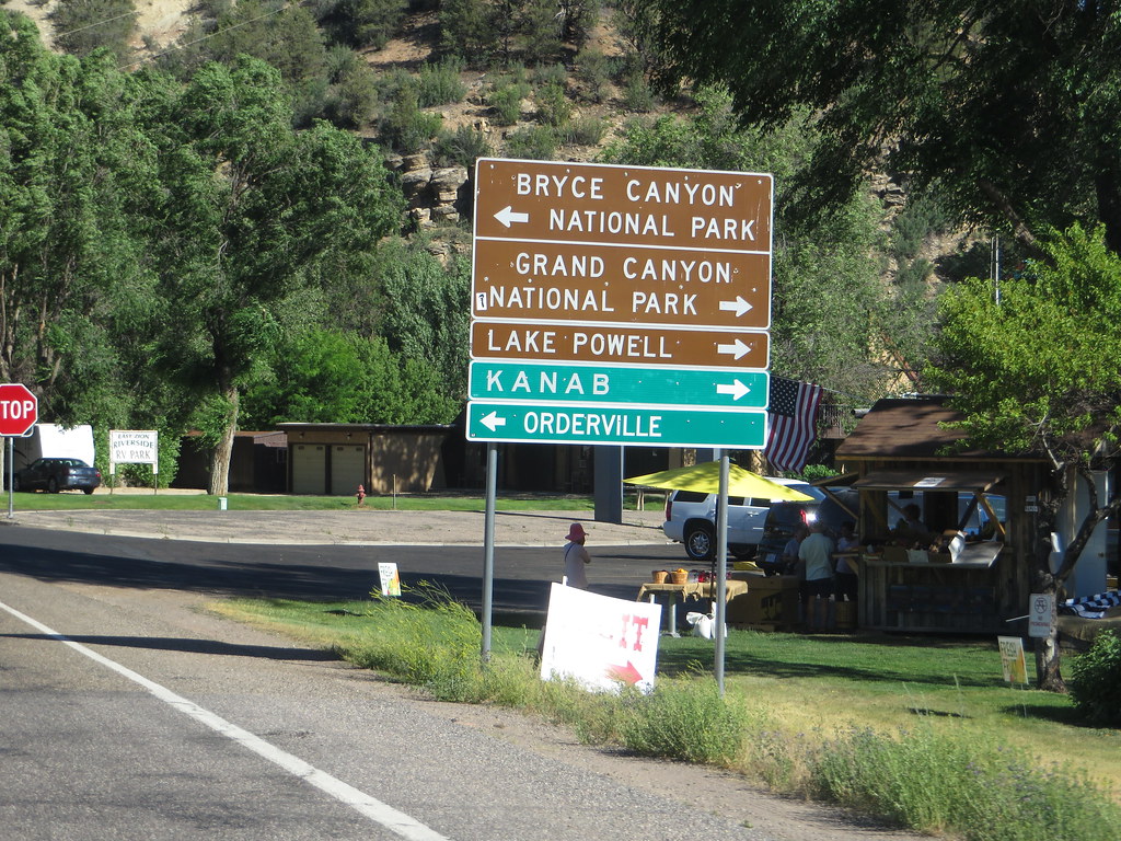 Mount Carmel Junction, Utah Mount Carmel Junction and Moun… Flickr