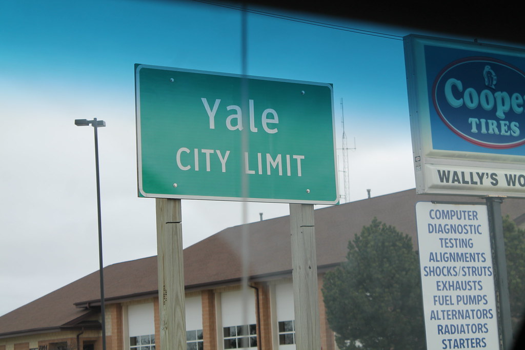Yale Mi Flickr
