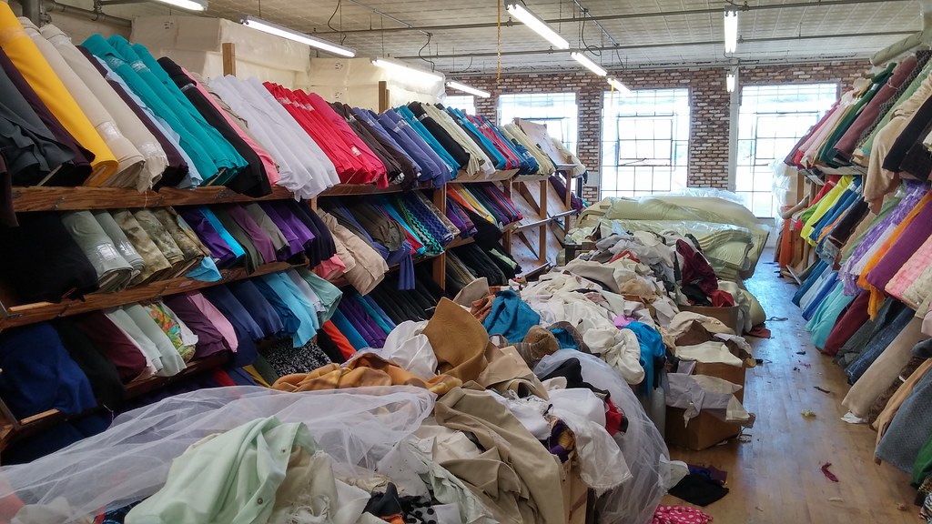 Textile Discount Outlet (Chicago, Illinois) Wednesday Ju… Flickr