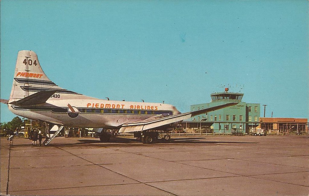 Huntington TriState Airport (HTS) Flickr