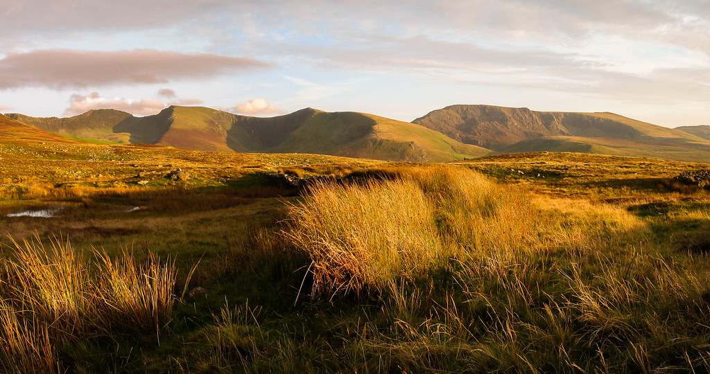 Crib Nantlle Part of the superb Nantlle Ridge in the golde… Flickr