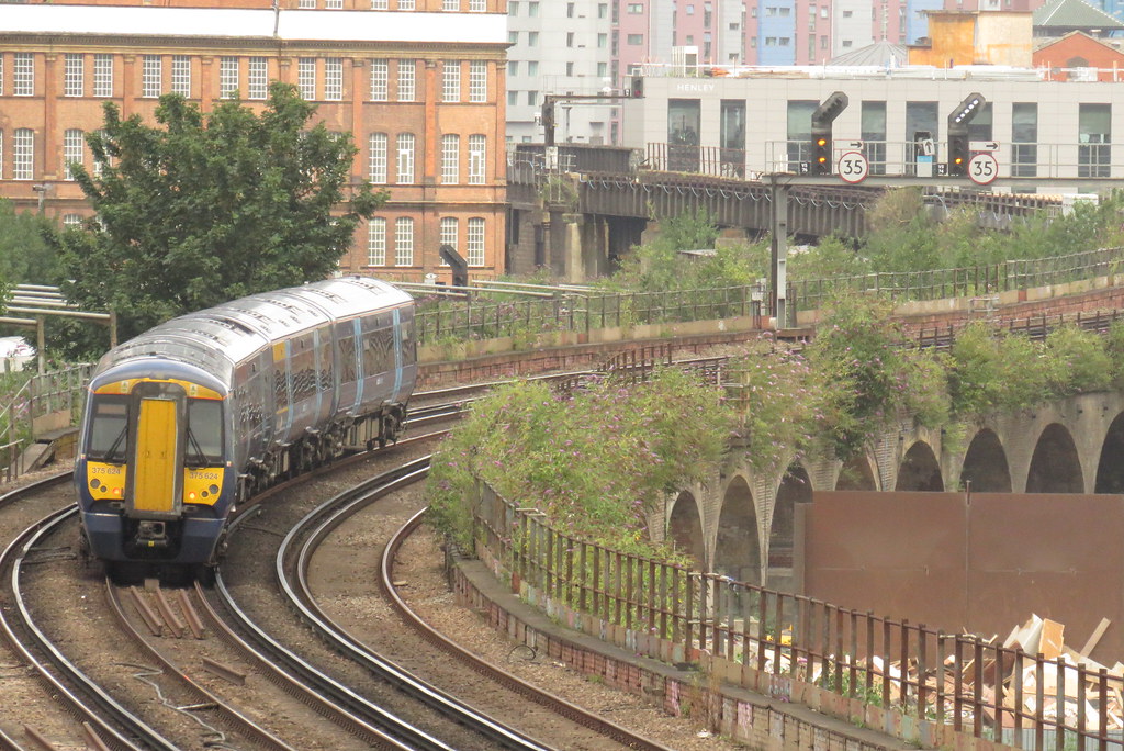 375624 Wandsworth Road Southeastern Class 375 unit No. 375… Flickr