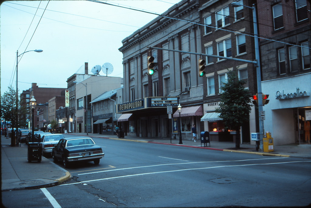 Metropolitan Theater, High Street, WV Sept 1… Flickr