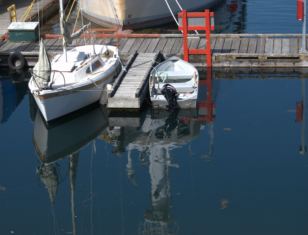 NICE REFLECTIONS OF BOATS IN PORT MCNEILL MARINA. NORTHERN… Flickr