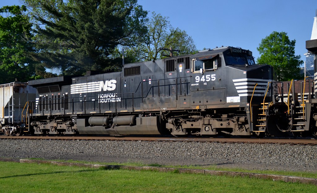 trains nikon camera 52514 033 New Galilee, PA james copper Flickr