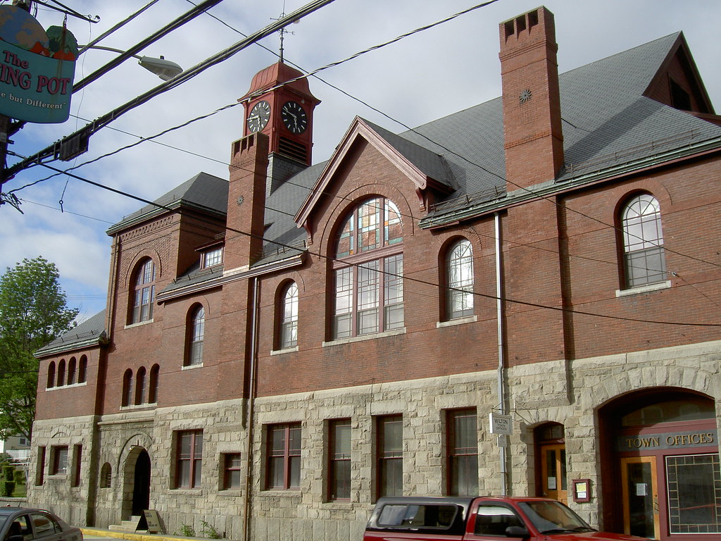 060611tht2 Town Hall Theatre, Wilton NH. Now Playing Kink… Flickr