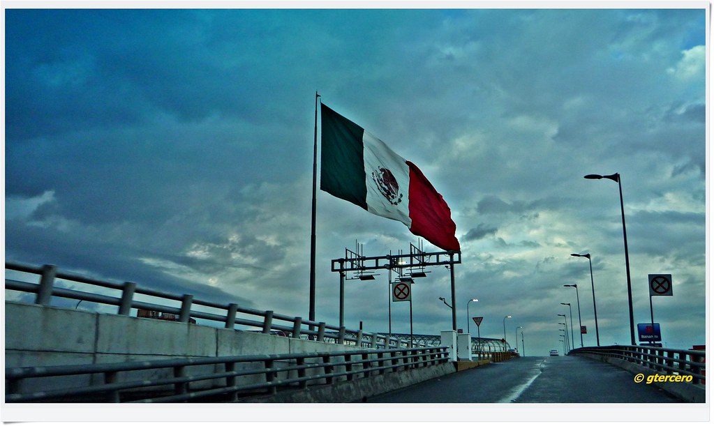 Bandera monumental de México, San Jerónimo, Vista desde el… Flickr