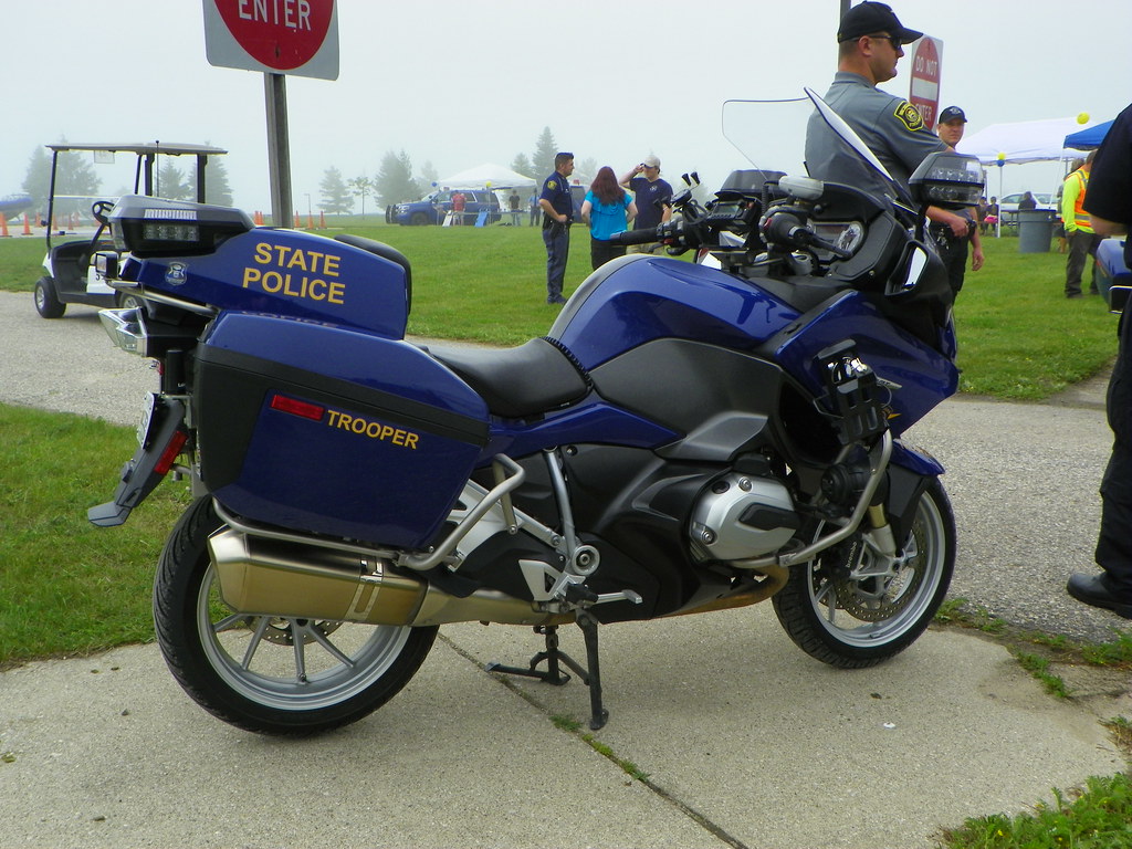 100_0451 Michigan State Police St. Ignace, Michigan 20122… Flickr