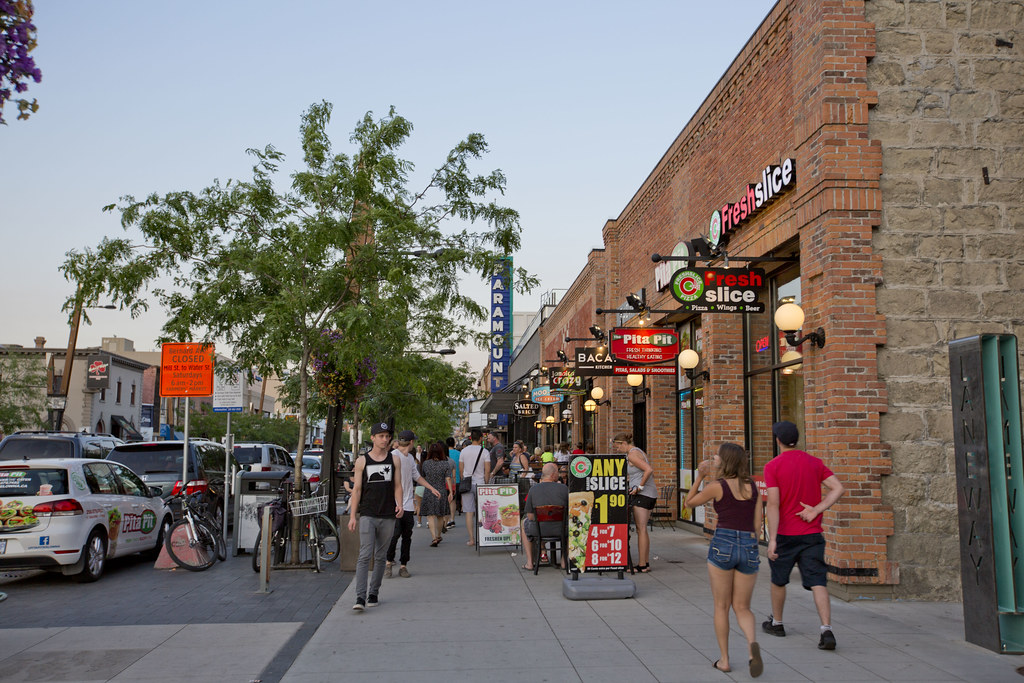 Kelowna DownTown GoToVan Flickr