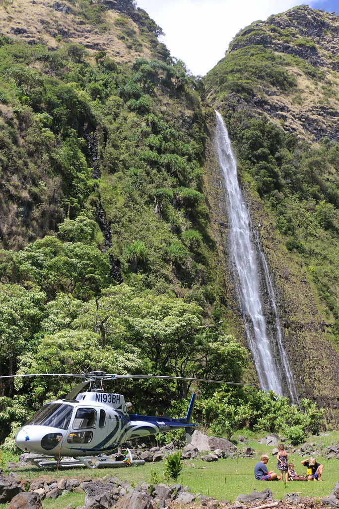 Hawaii Helicopters Blue Hawaiian Helicopters Waterfalls … Flickr