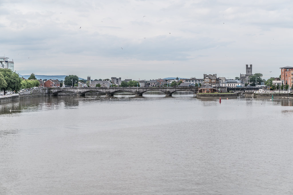 SARSFIELD BRIDGE [LIMERICK CITY JULY 2017]130450 Flickr