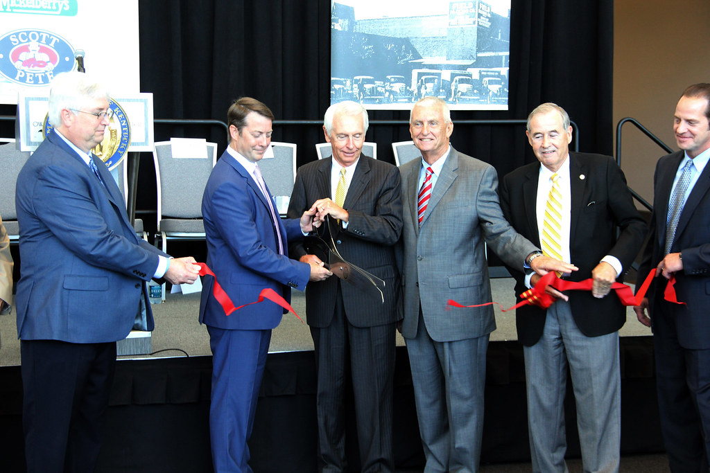 Specialty Foods One hundred years after it opened, one Ken… Flickr