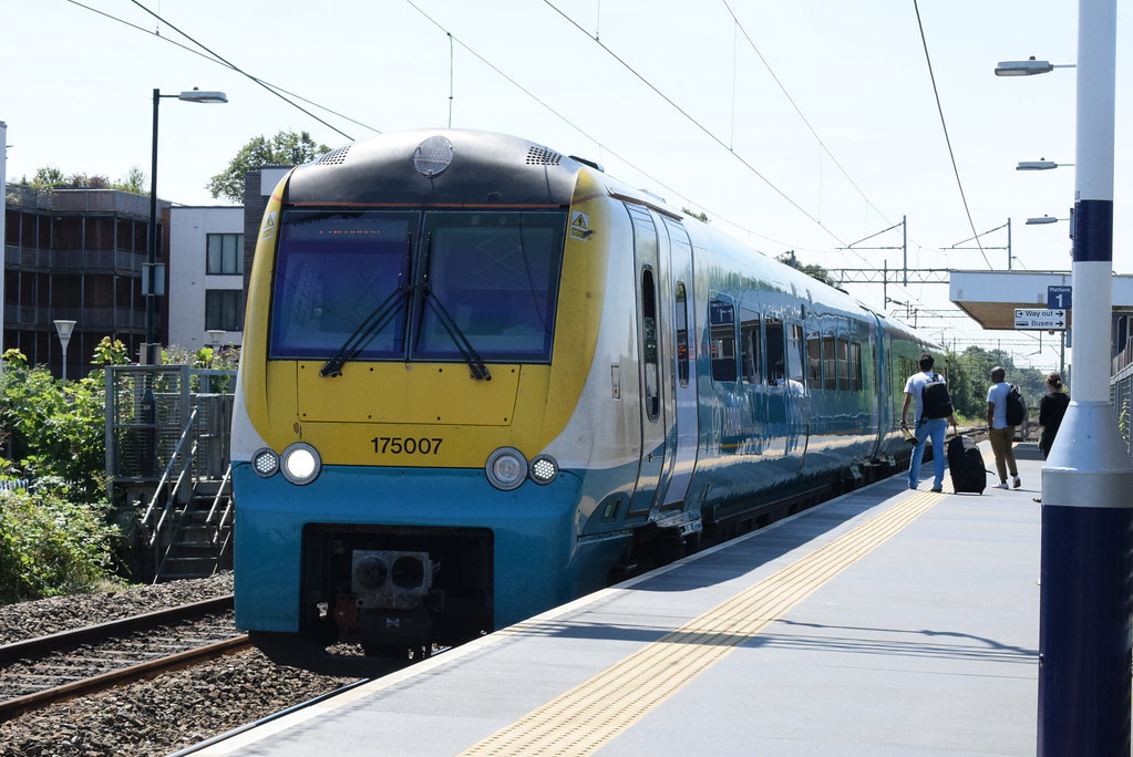 ATW 175007 East Didsbury Arriva Trains Wales Class 175 C… Flickr