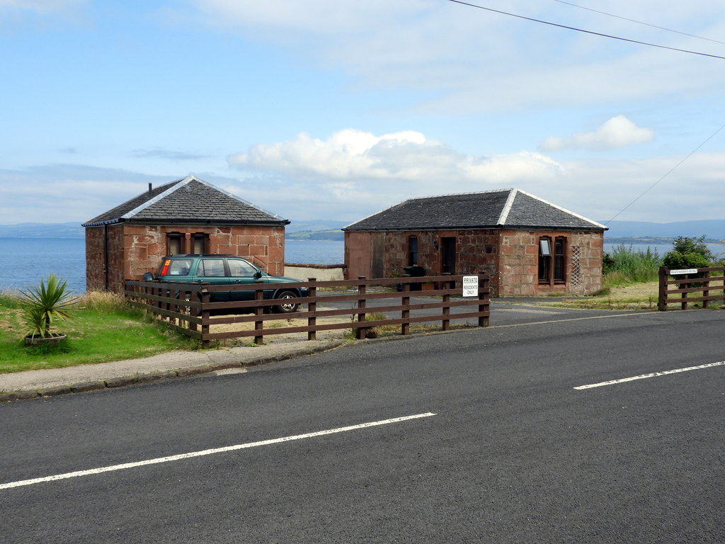 Kilchattan Bay Pier Built in 1880 for Clyde steamer servic… Flickr