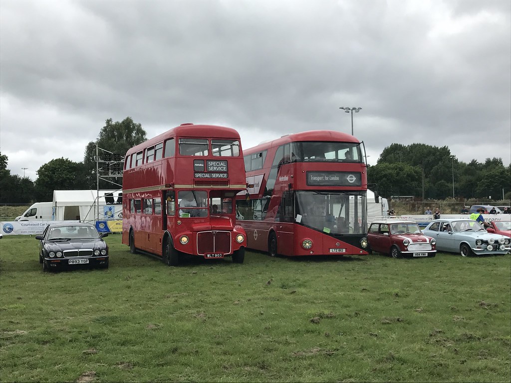 RML903 & ST812, Uxbridge Auto Show 2017 AEC Routemaster RM… Flickr