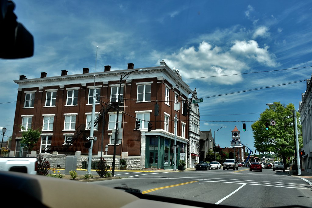 2017 July 11, HIstoric Downtown Hopkinsville, KY Nikon D72… Flickr