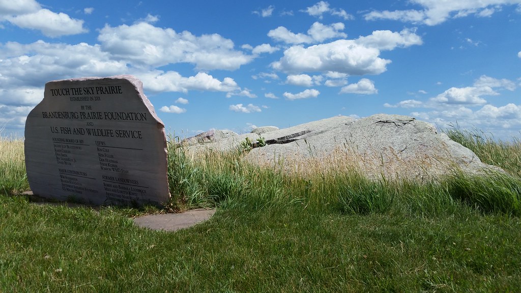 Touch the Sky Prairie Hardwick, MN 56134 US Flickr