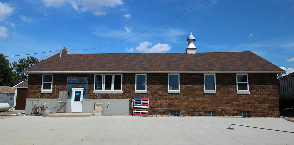 Commercial Building Elkton, SD Tom McLaughlin Flickr
